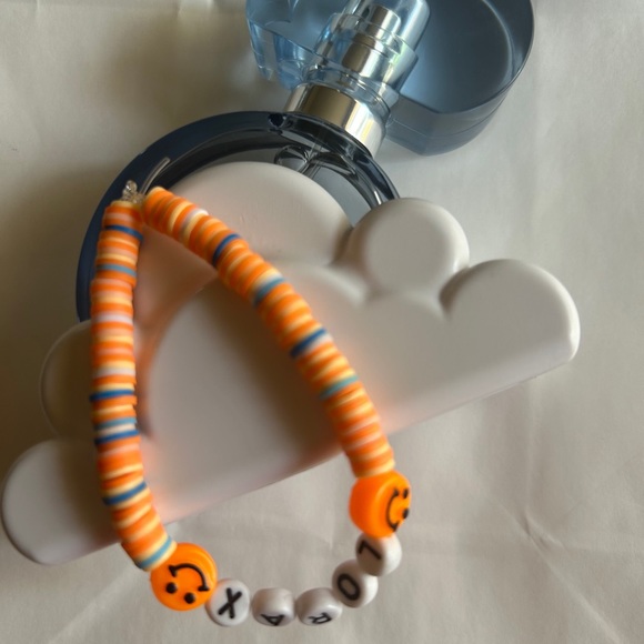 Lorax Orange Yellow And Blue Handmade Flat Clay Bead Braclet - Picture 1 of 3